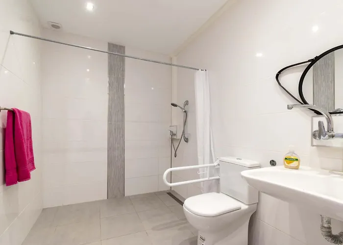 Вілла Villa Una Адехе