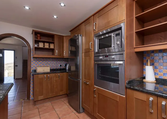 Villa Una Адехе