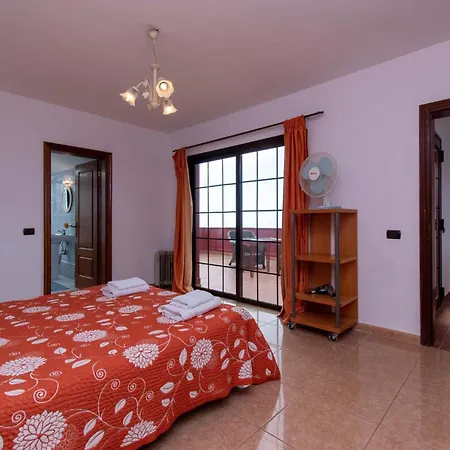 Villa Una *